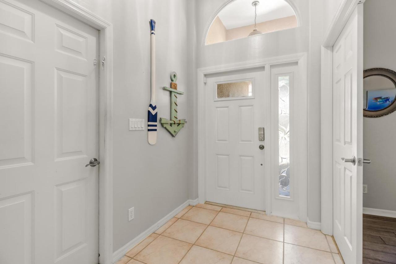 Cozy Beach House - 5 Minutes From Vanderbilt Beach North North Naples エクステリア 写真