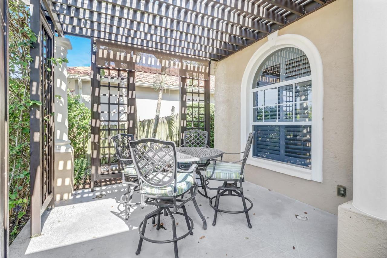 Cozy Beach House - 5 Minutes From Vanderbilt Beach North North Naples エクステリア 写真