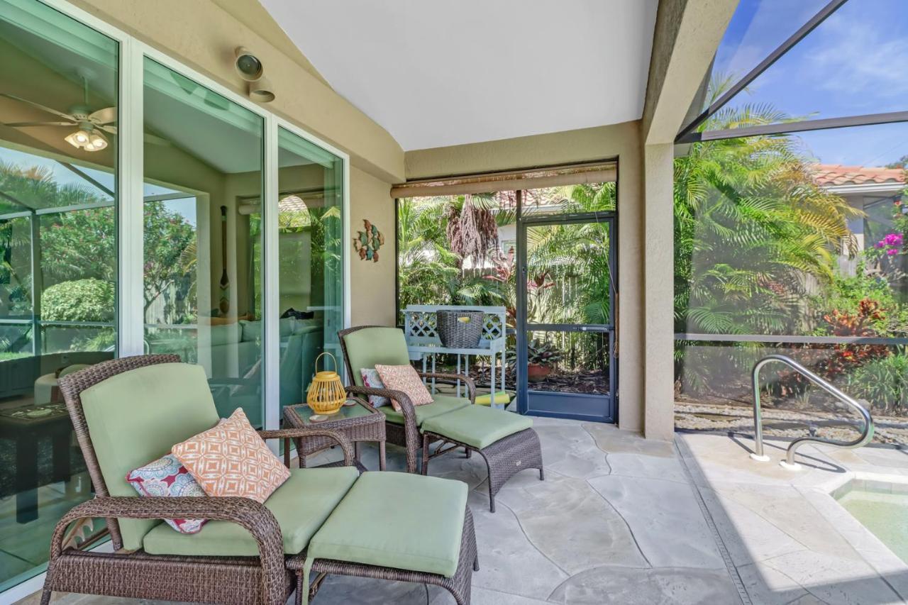 Cozy Beach House - 5 Minutes From Vanderbilt Beach North North Naples エクステリア 写真